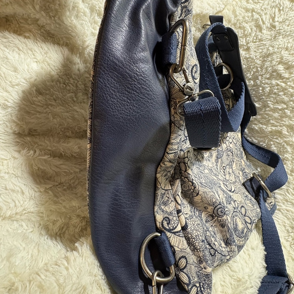 Sakroots Tan Fabric Interior - Picture 3 of 4